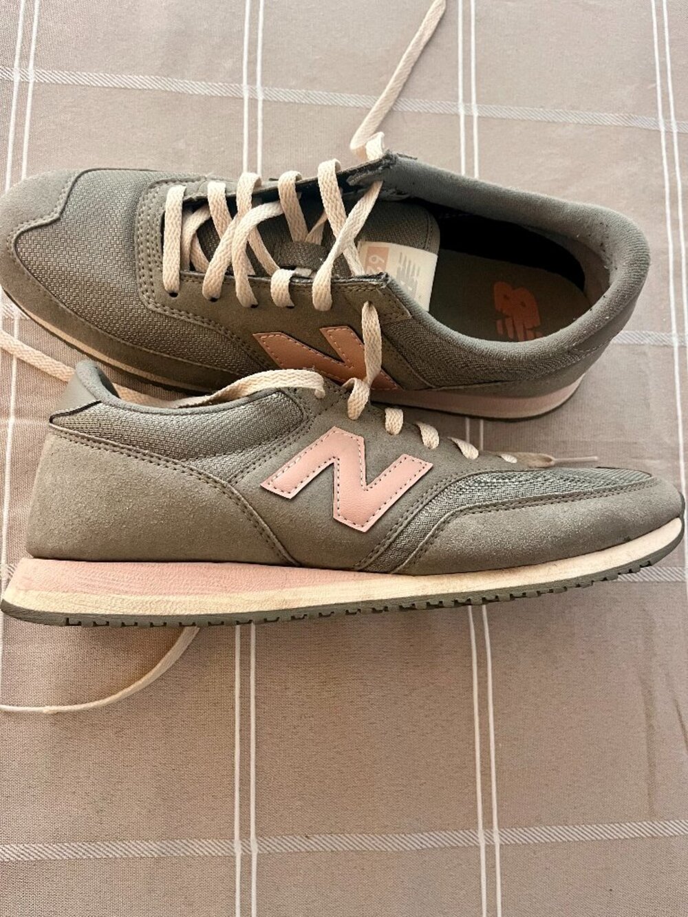 New Balance 620 Olive Green & Pink Retro Sneakers